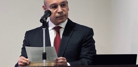 ペルー大使館首席公使