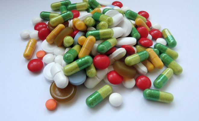 サプリ支出伸び悩む